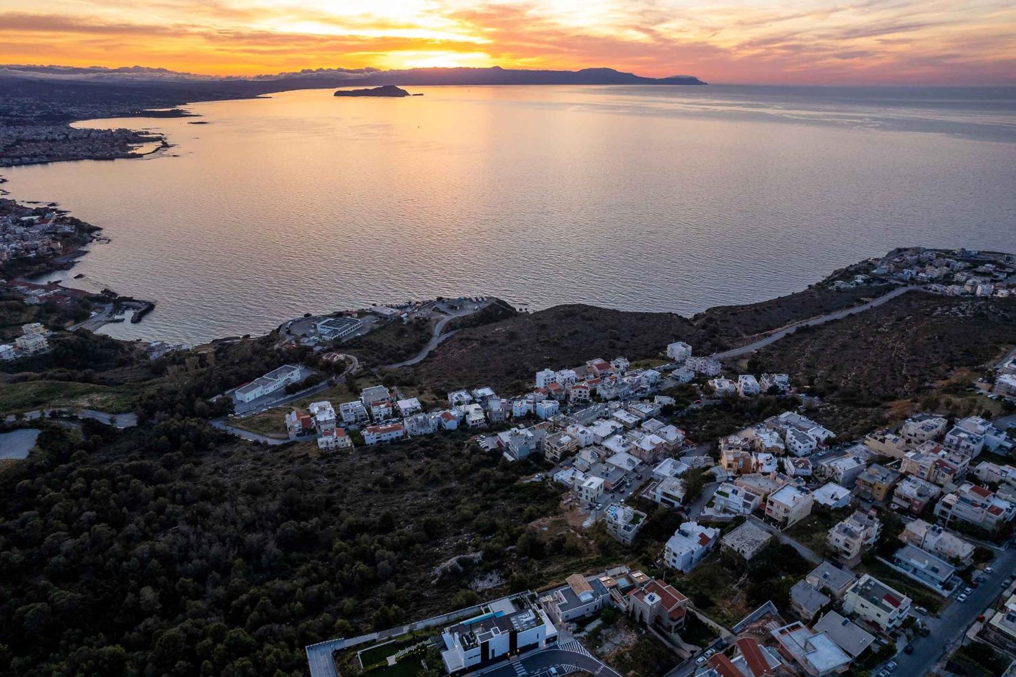 Omnia Luxury Villas - "Heated" Pools & Breathtaking Seaviews! خانيا المظهر الخارجي الصورة
