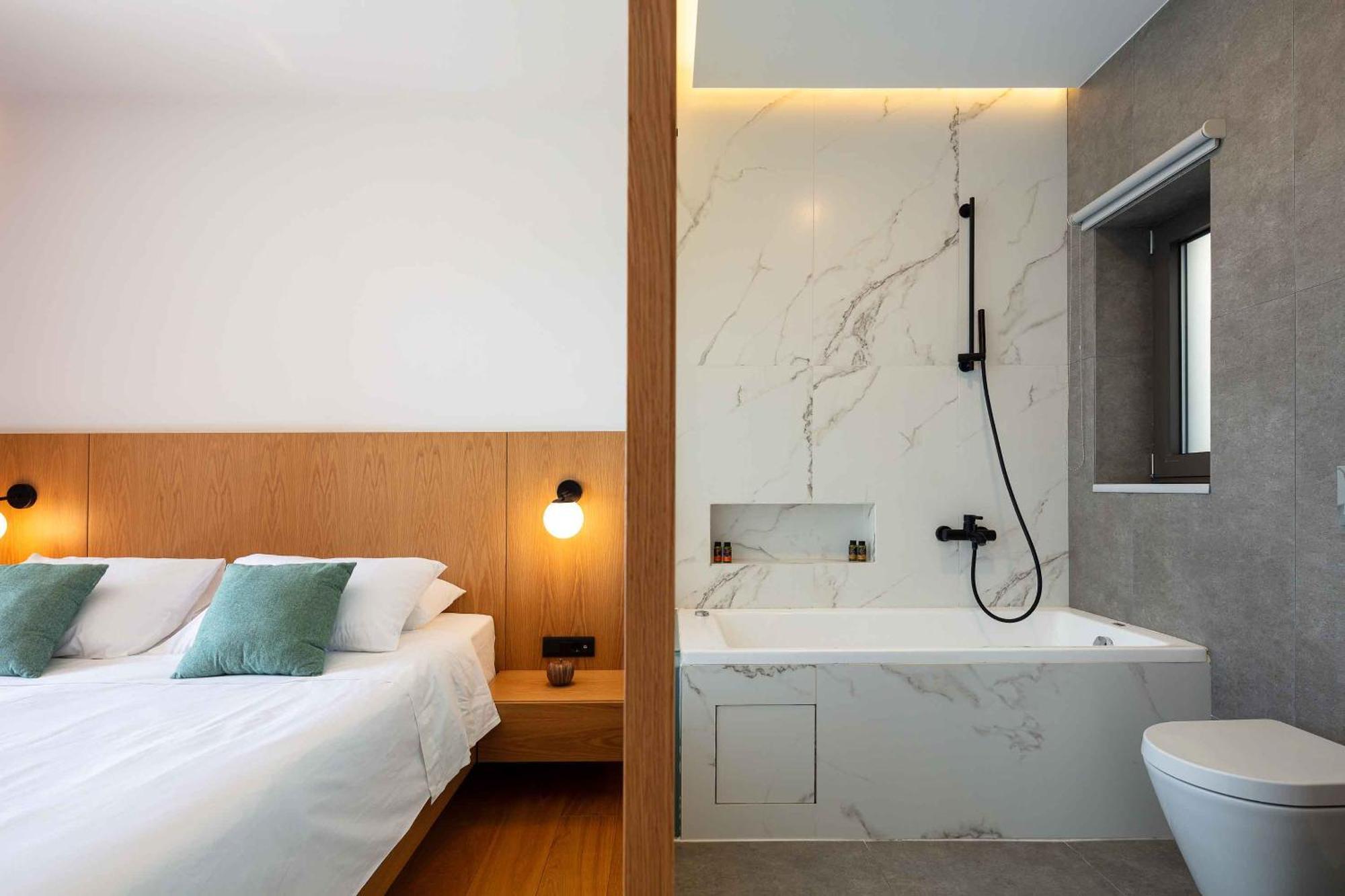 Omnia Luxury Villas - "Heated" Pools & Breathtaking Seaviews! خانيا المظهر الخارجي الصورة