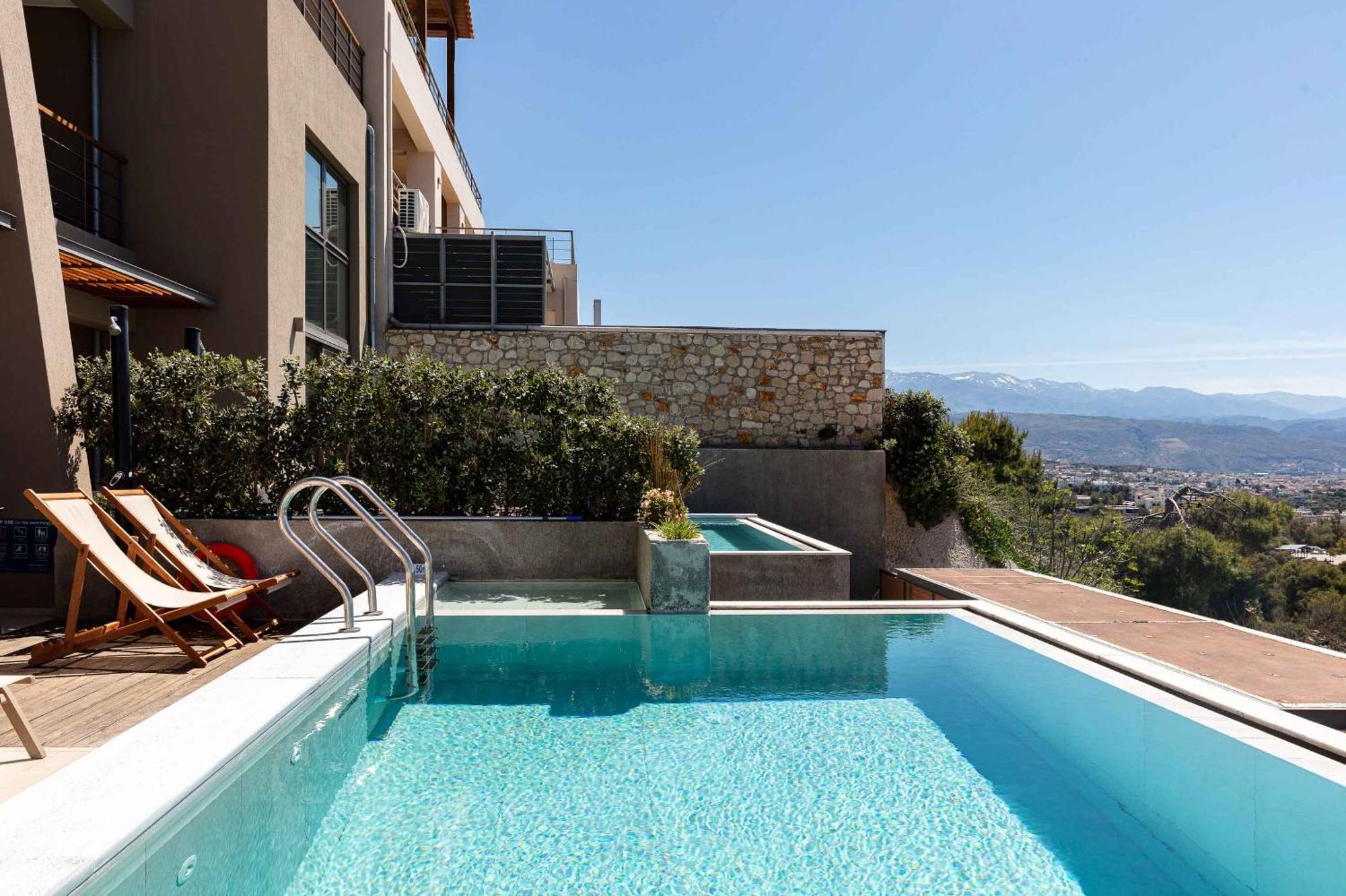 Omnia Luxury Villas - "Heated" Pools & Breathtaking Seaviews! خانيا الغرفة الصورة